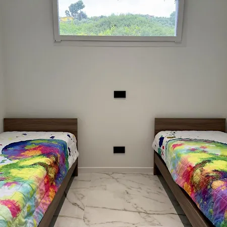 Διαμέρισμα Host4u - Dimora Degli Ulivi, New House With Two Bedrooms, Terrace And Parking, 10 Minutes To The
