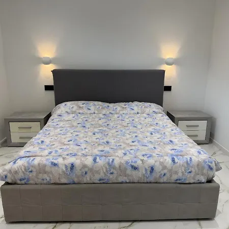 Host4u - Dimora Degli Ulivi, New House With Two Bedrooms, Terrace And Parking, 10 Minutes To The * Imperia